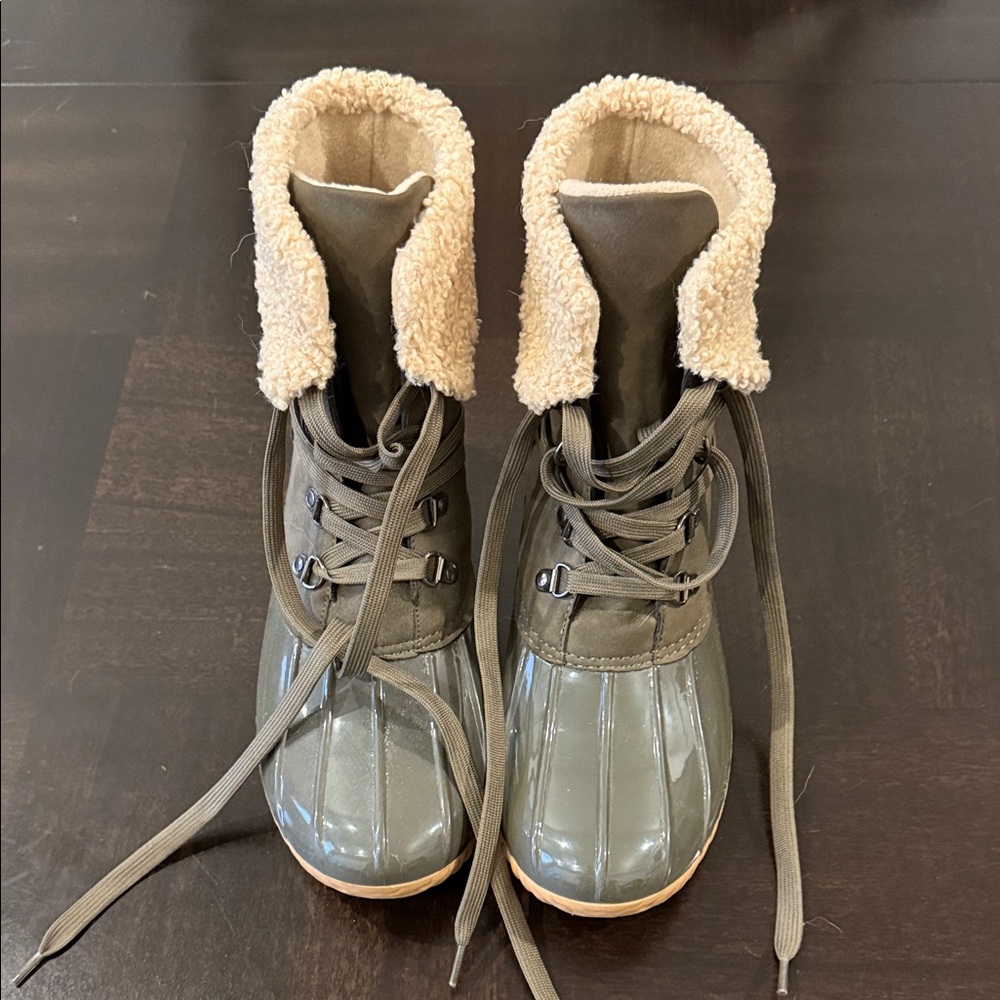 DV by Dolce Vita Olive Green and Cream Lace-Up Duck Boots
